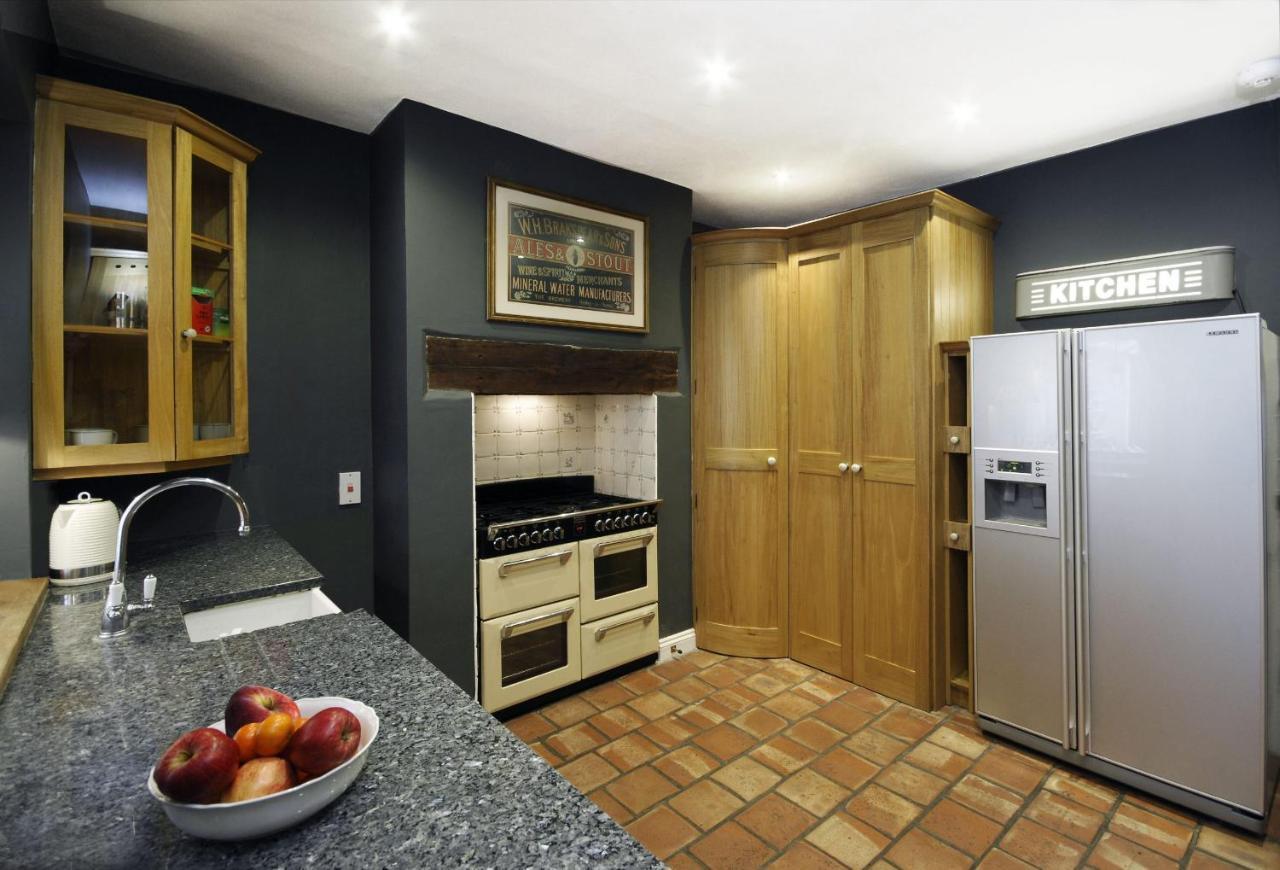 Willa Dolls House - Luxury Townhouse *Sleeps 10* Henley-on-Thames Zewnętrze zdjęcie