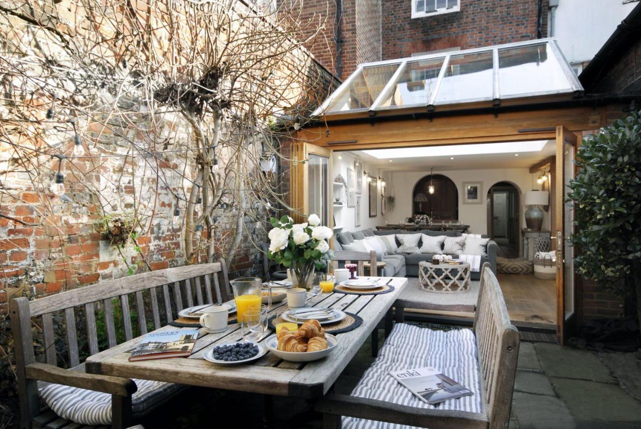Willa Dolls House - Luxury Townhouse *Sleeps 10* Henley-on-Thames Zewnętrze zdjęcie