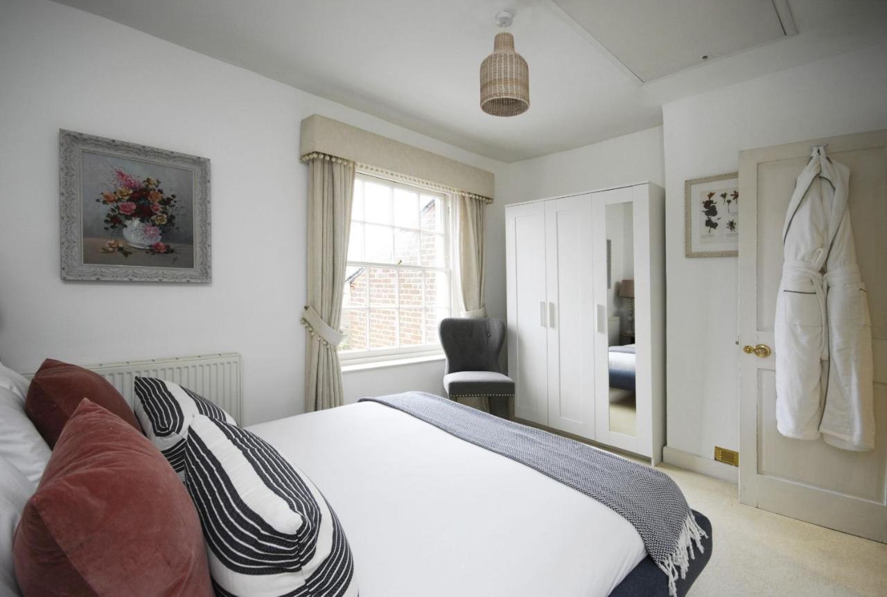 Willa Dolls House - Luxury Townhouse *Sleeps 10* Henley-on-Thames Zewnętrze zdjęcie