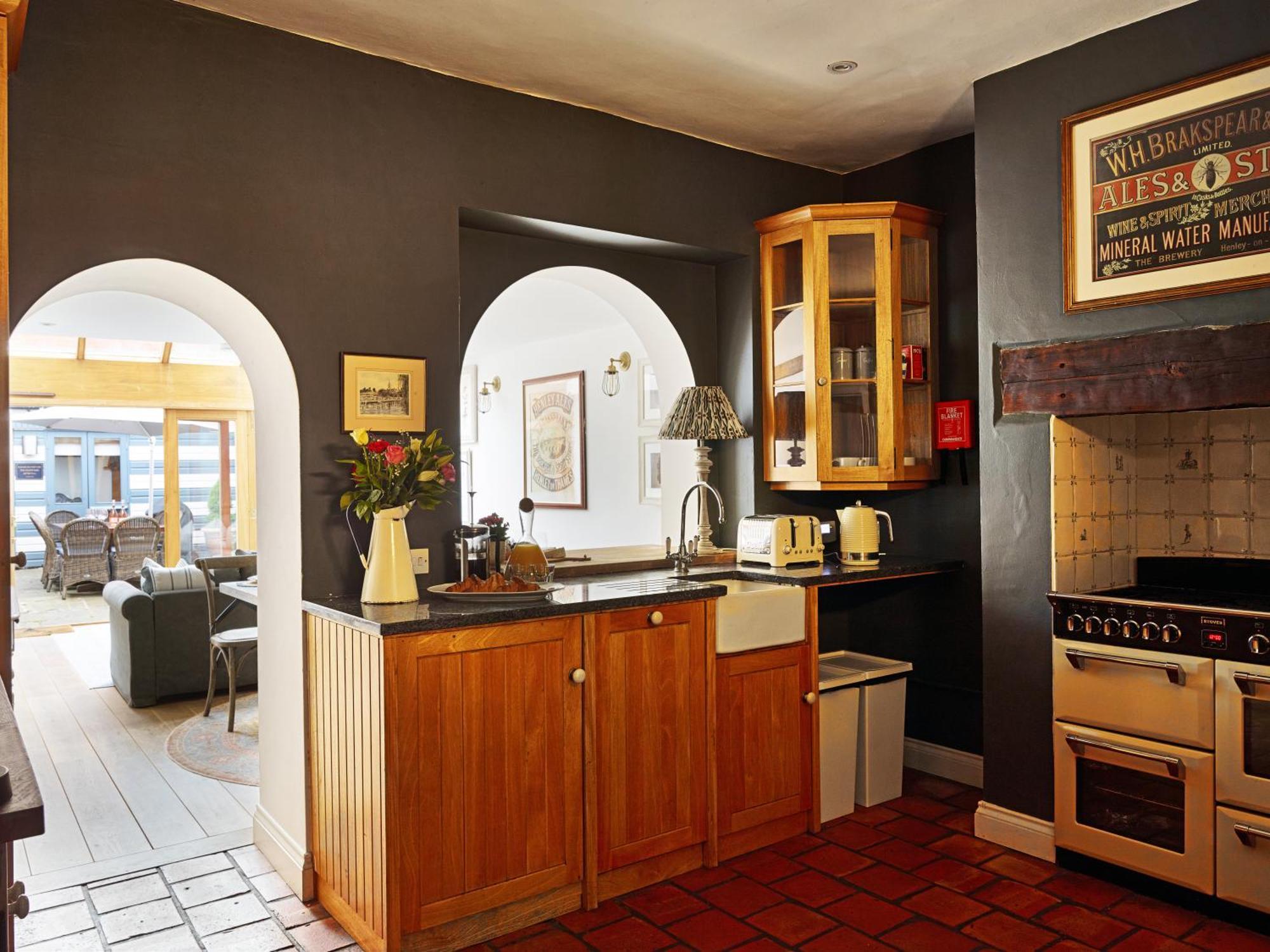 Willa Dolls House - Luxury Townhouse *Sleeps 10* Henley-on-Thames Zewnętrze zdjęcie
